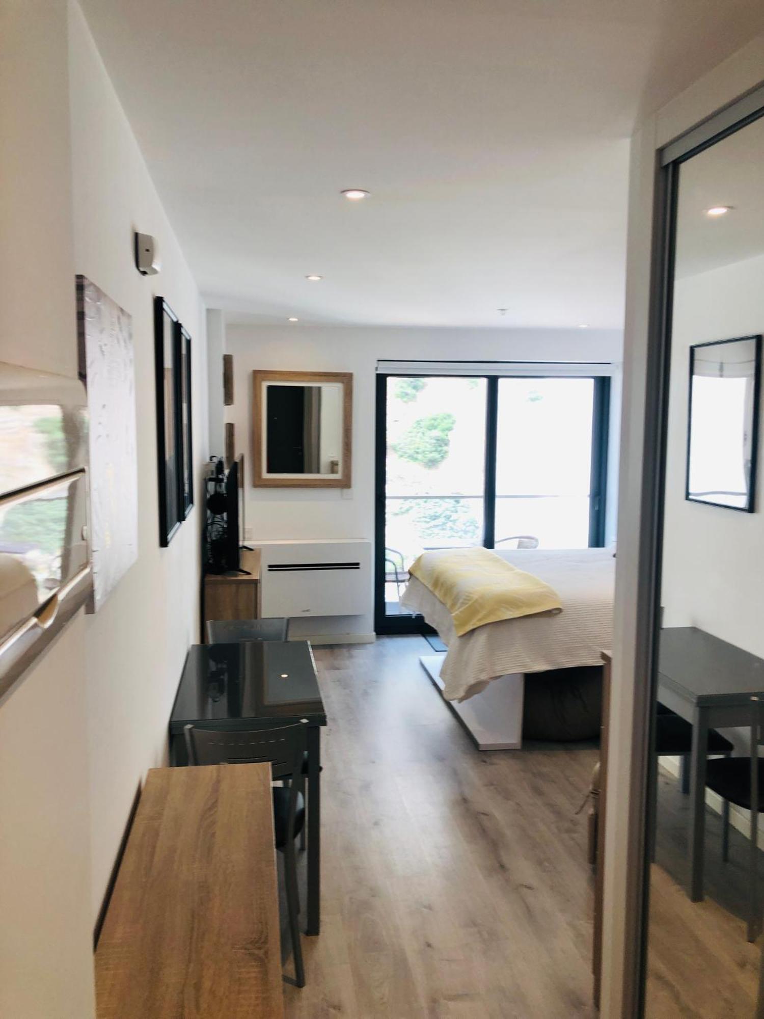 Cp High Floor Luxury Studio Sleeps 3 Gibraltar Extérieur photo